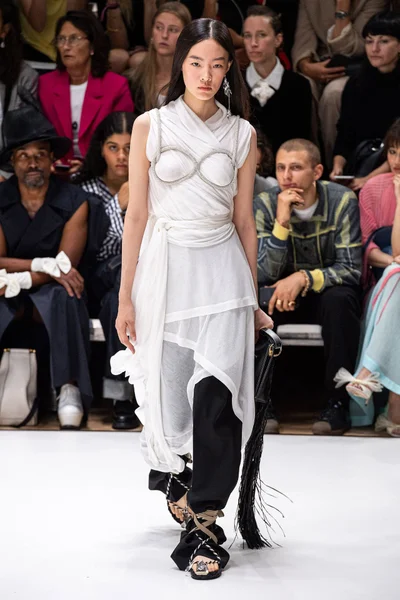 Look 23